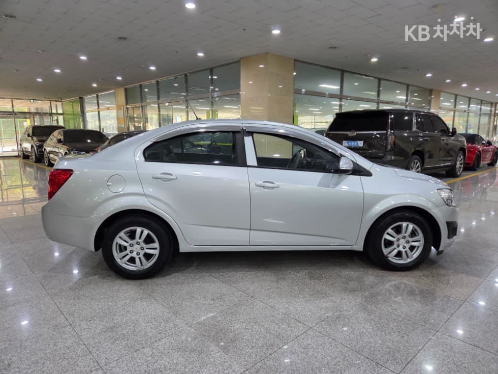 Джи Ем Корея Chevrolet 아베오1.4 Турбо LS Висок клас - 5