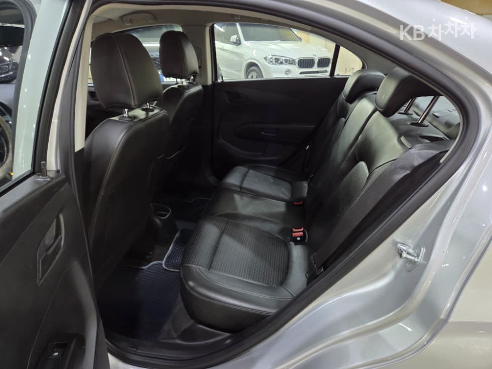Джи Ем Корея Chevrolet 아베오1.4 Турбо LS Висок клас - 7