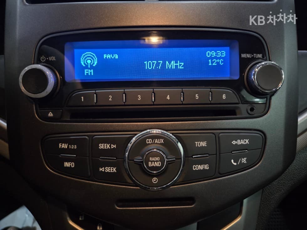 Джи Ем Корея Chevrolet 아베오1.4 Турбо LS Висок клас - 11