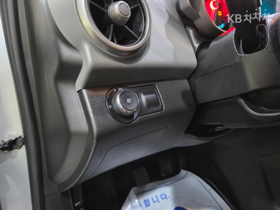 Джи Ем Корея Chevrolet 아베오1.4 Турбо LS Висок клас - 14