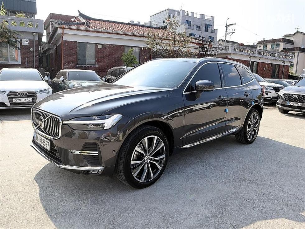 Volvo XC60 Second generation B6 Inscription - Image 1