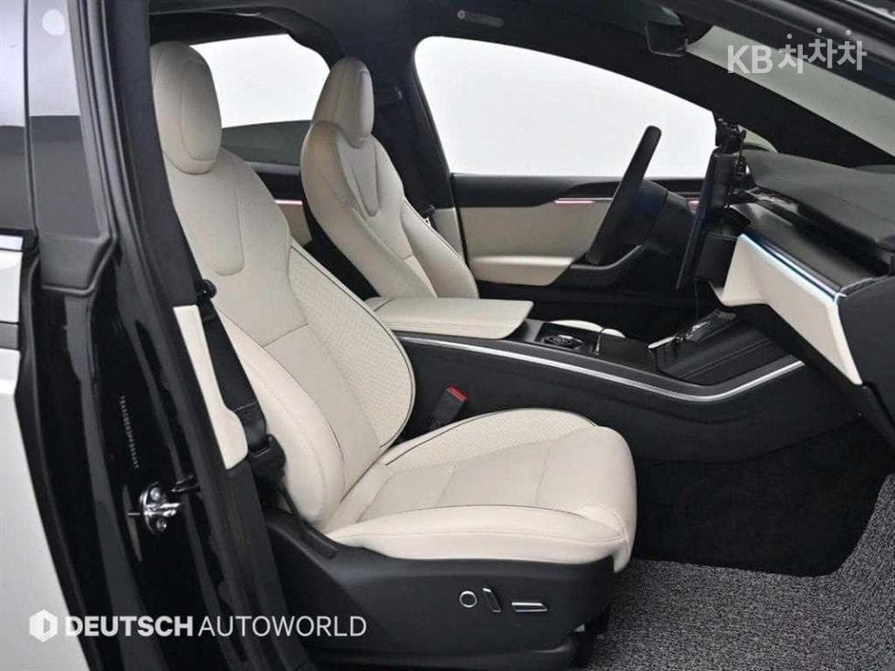 (15n2899)Tesla Model XPlaid - 10