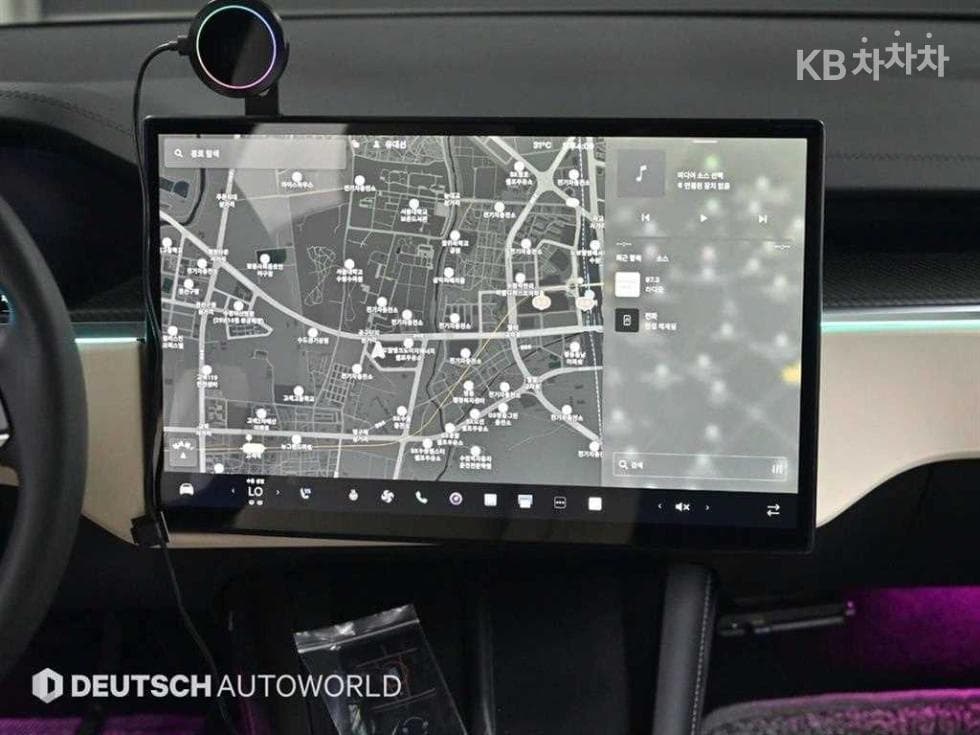 (15n2899)Tesla Model XPlaid - 14