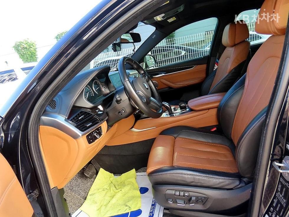 BMW X6(F16)M50d - 5
