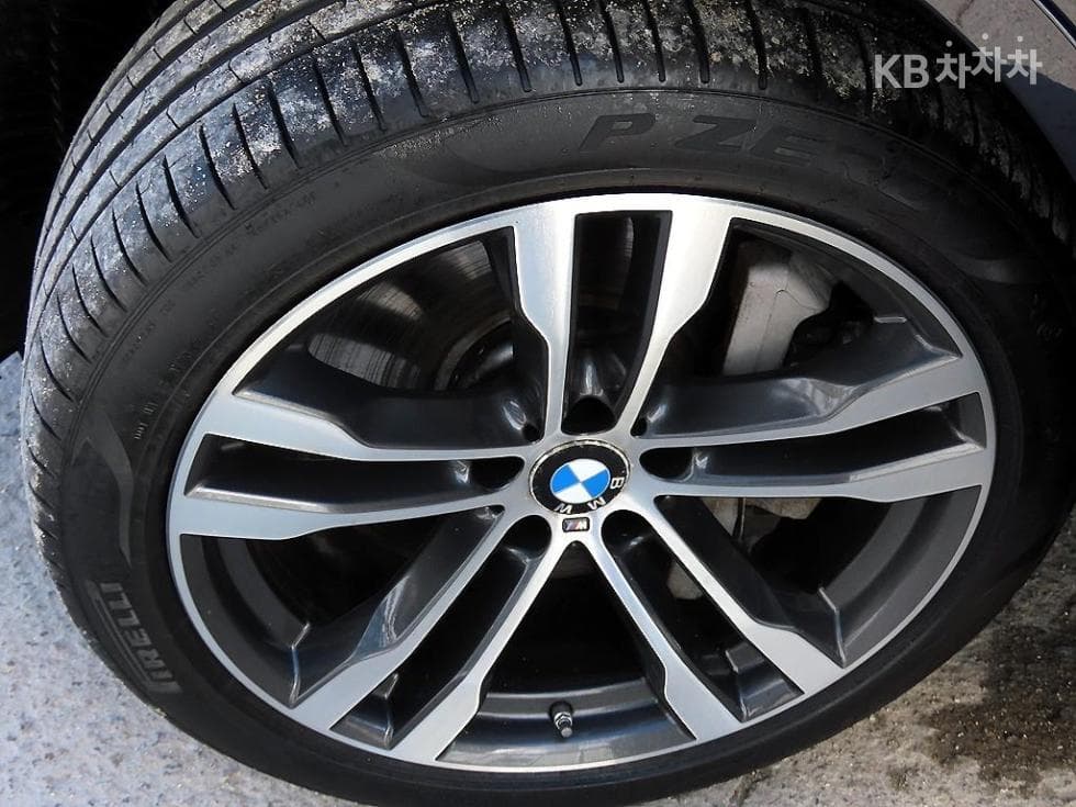 BMW X6(F16)M50d - 20