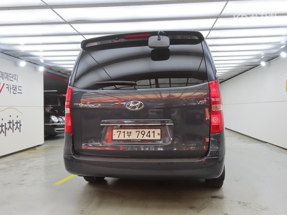 Хюндай Гранд Старекс11-местен Комби CVX Premium - 3