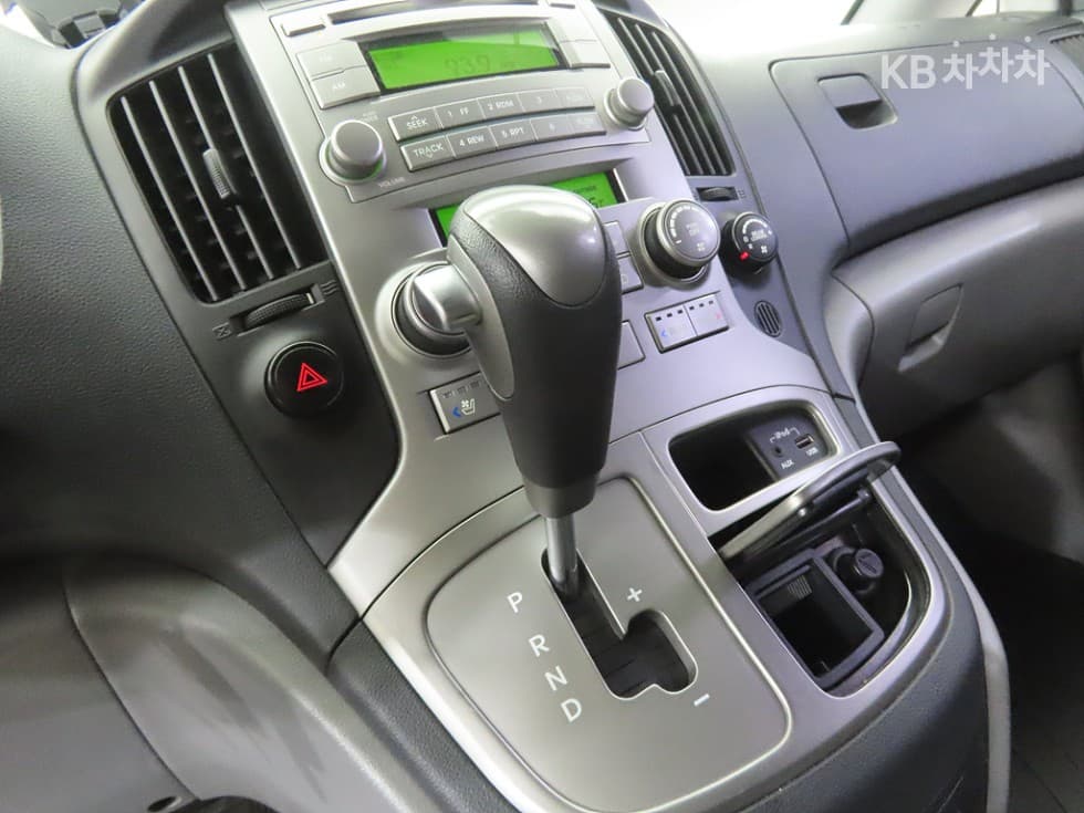Хюндай Гранд Старекс11-местен Комби CVX Premium - 12
