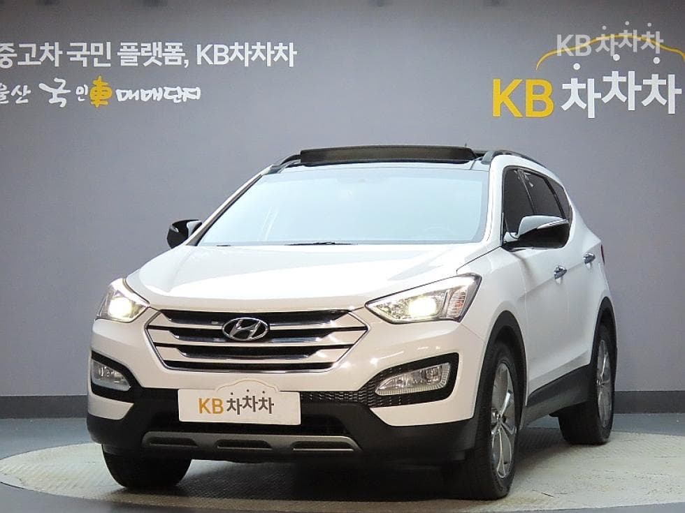 Hyundai Santa Fe DM Hyundai R-engine 2.0 diesel 2WD PREMIUM Standard - Image 1