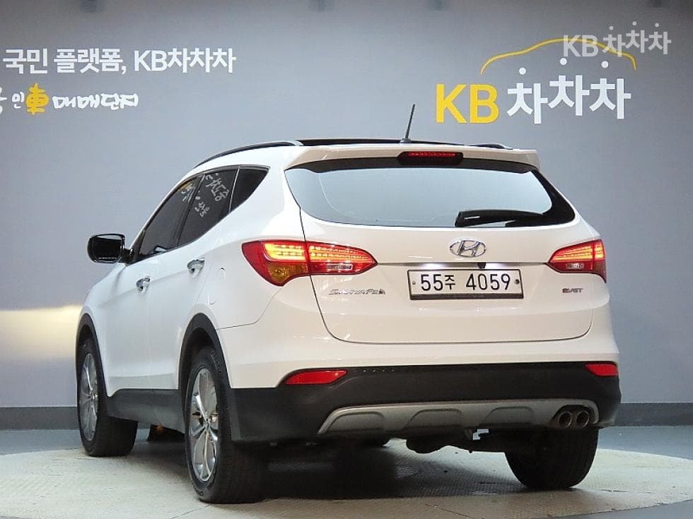 Хюндай Санта Фе DMХонда R-двигател 2.0 дизел 2WD PREMIUM Стандартен - 4