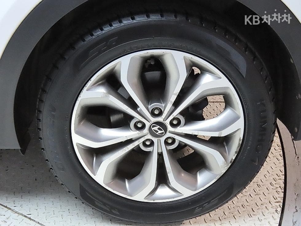 Хюндай Санта Фе DMХонда R-двигател 2.0 дизел 2WD PREMIUM Стандартен - 20