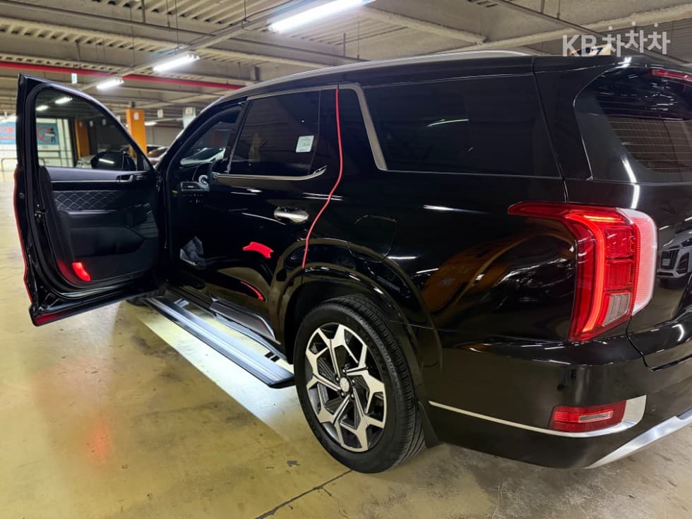 Хюндай Palisade3.8 Бензин 7-местен (Лимузин) AWD Calligraphy - 4