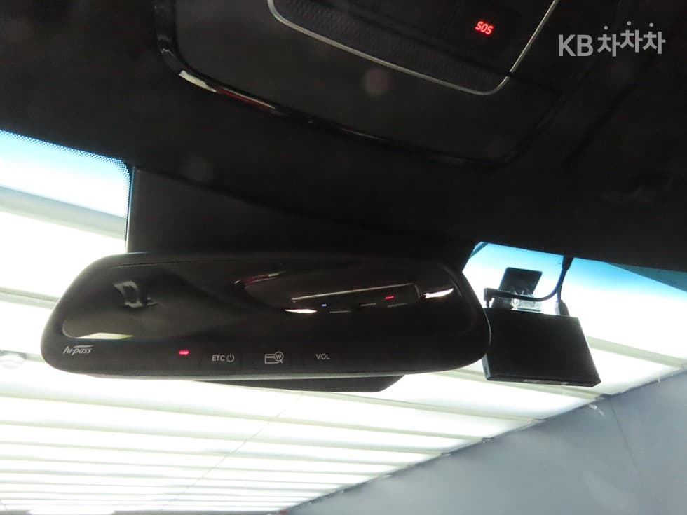 Хюндай Palisade3.8 Бензин 7-местен (Лимузин) AWD Calligraphy - 13