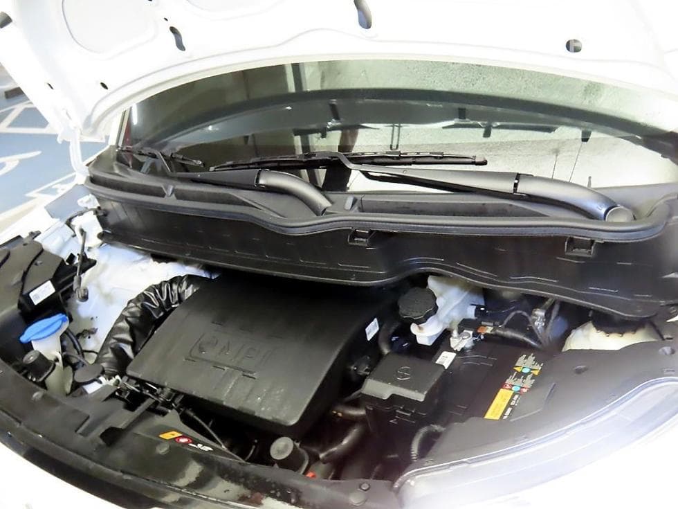 Kia The New (facelift) Kia Ray (van)1.0 Gasoline Signature - 19