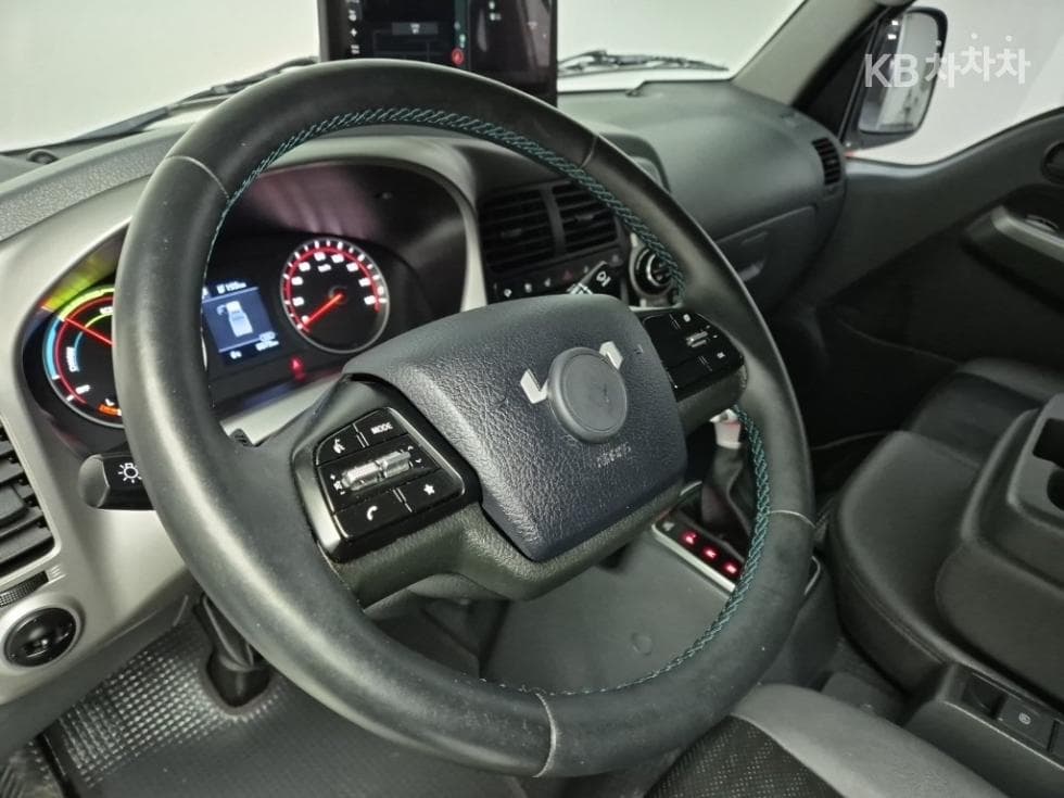 Киа The New (фейслифт) Бонго 3 (лек) EVBox Truck 1 тон 표준형 Королевска кабина Удължено междуосие Стандартен - 8