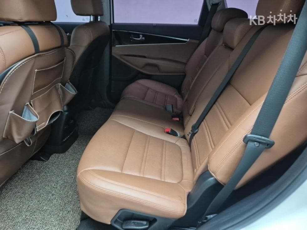 Киа The New (фейслифт) Sorento2.0 Дизел 2WD Noblesse - 12