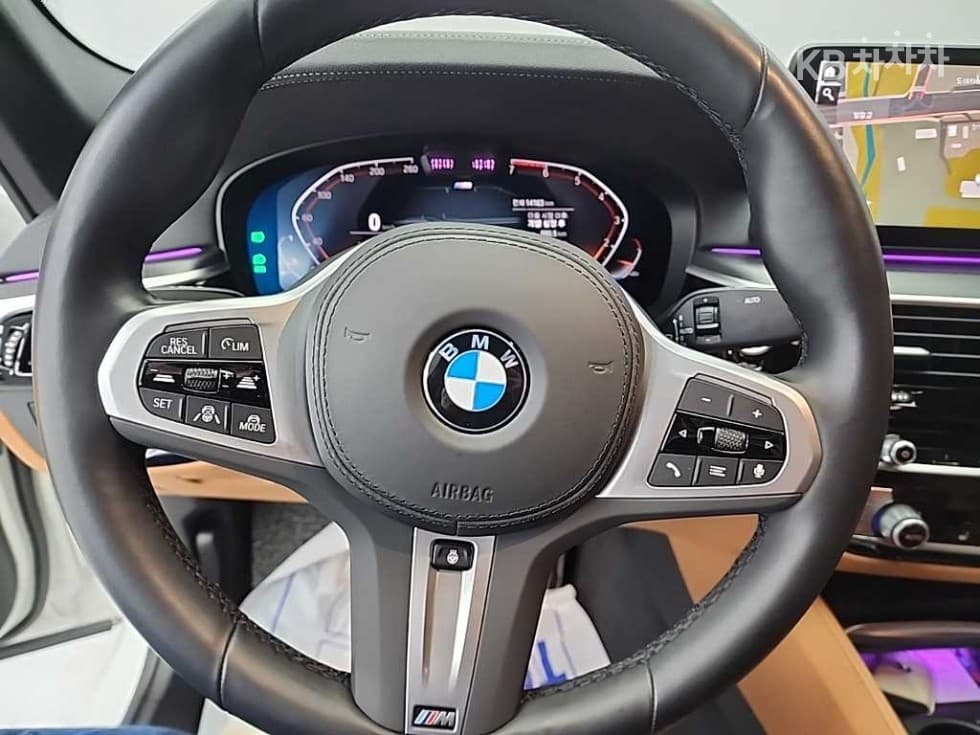 BMW 올Нов5 Серия (G30)520i M Sport - 9