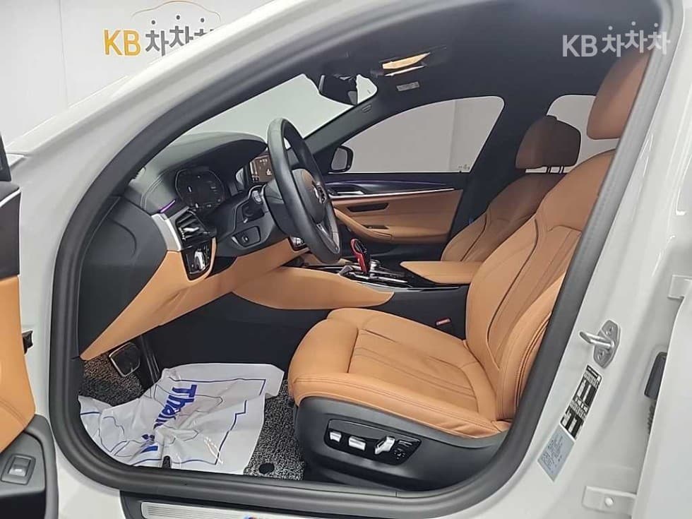 BMW 올Нов5 Серия (G30)520i M Sport - 11