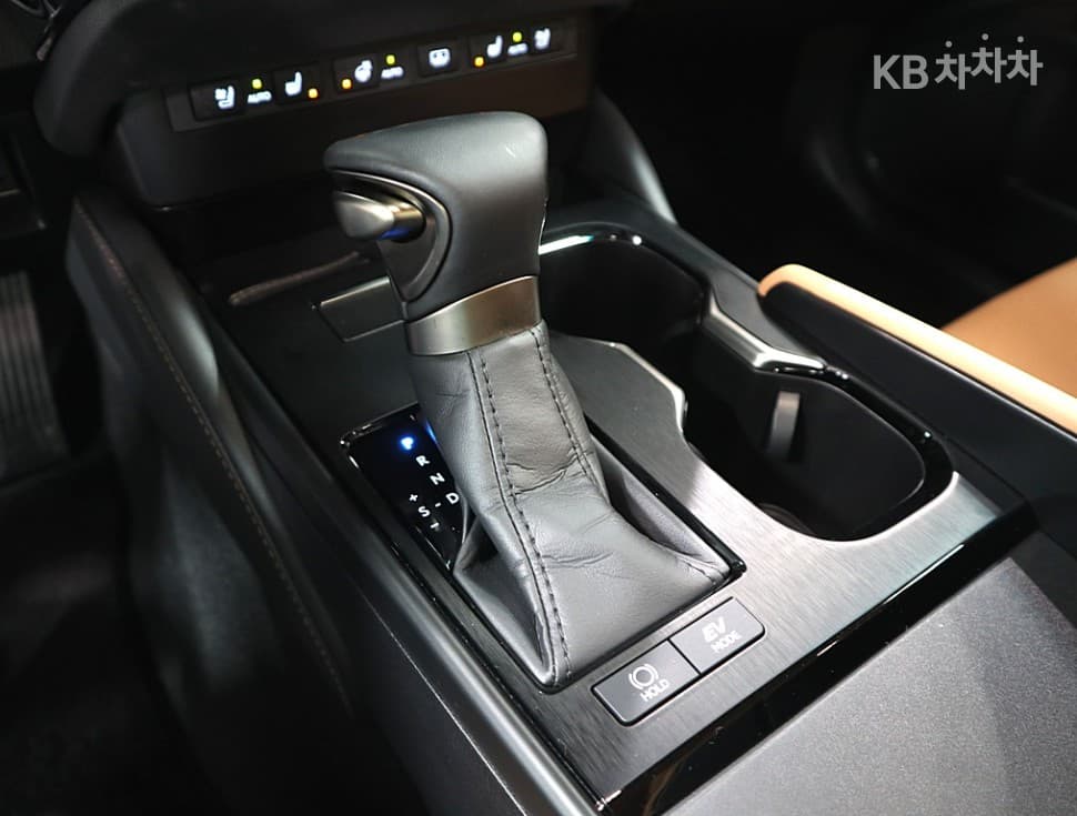 Lexus New 제너Ray (van)션 ES300h Luxury+ - 15