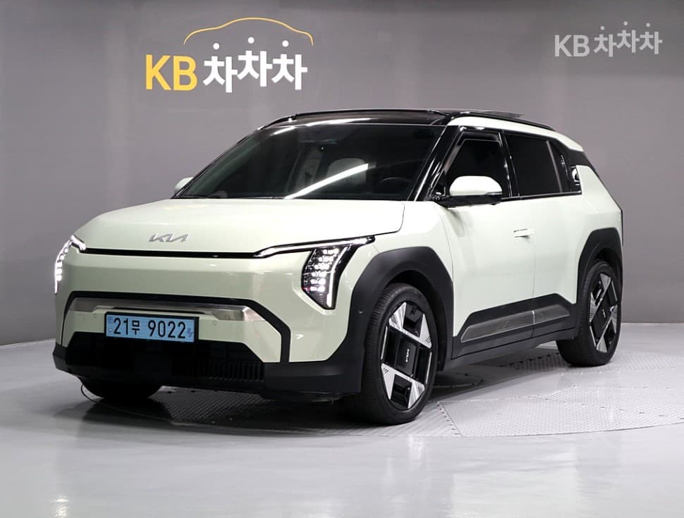 Kia EV3 Long Range 2WD 어스 - Image 1