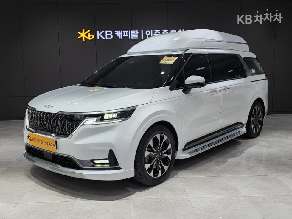 Kia Carnival 4th generation High Limousine (Carnival) D2.2 9-seater Signature - Image 1