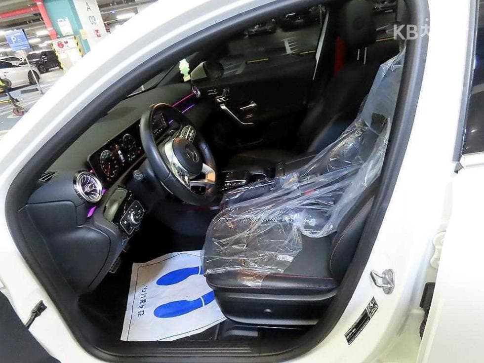 Mercedes-Benz A클래스(W177)AMG A35 4Matic - 6