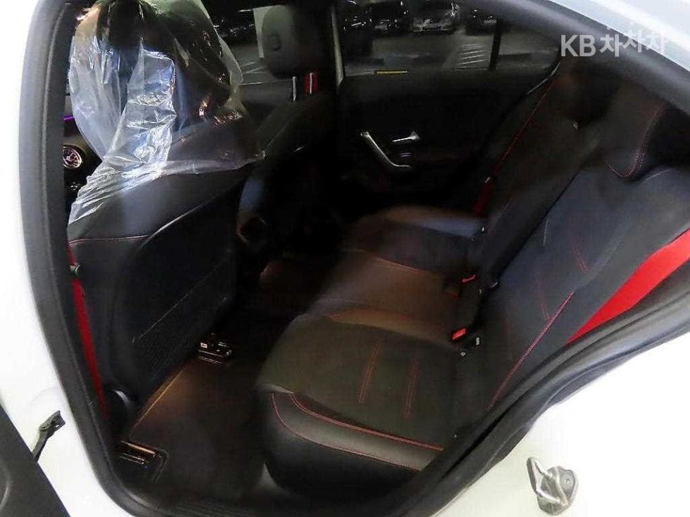 Mercedes-Benz A클래스(W177)AMG A35 4Matic - 7