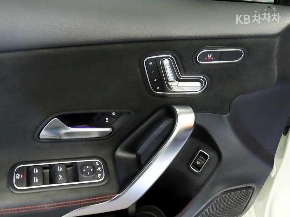 Mercedes-Benz A클래스(W177)AMG A35 4Matic - 17