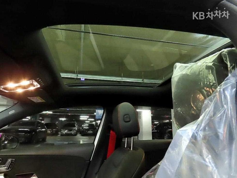 Mercedes-Benz A클래스(W177)AMG A35 4Matic - 18