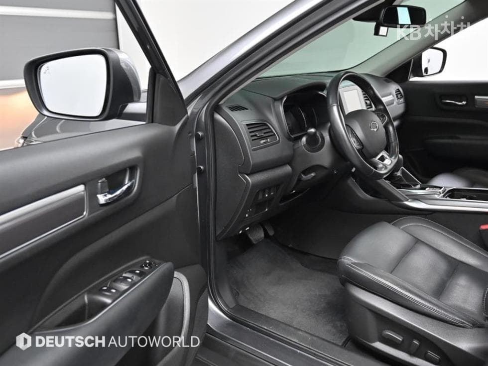 Рено Корея The New (фейслифт) QM62.0 LPe 2WD RE - 11