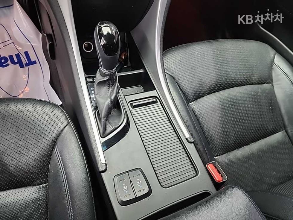 Хюндай Соната Хибрид2.0 Premium - 8