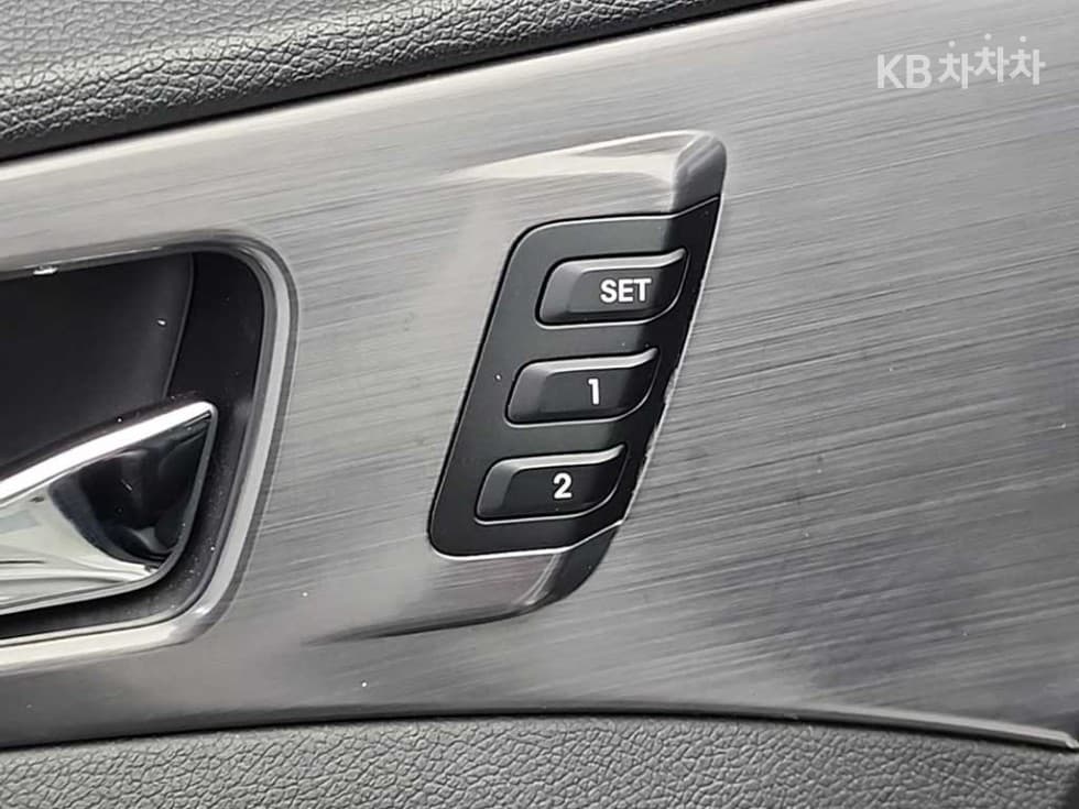 Хюндай Соната Хибрид2.0 Premium - 18