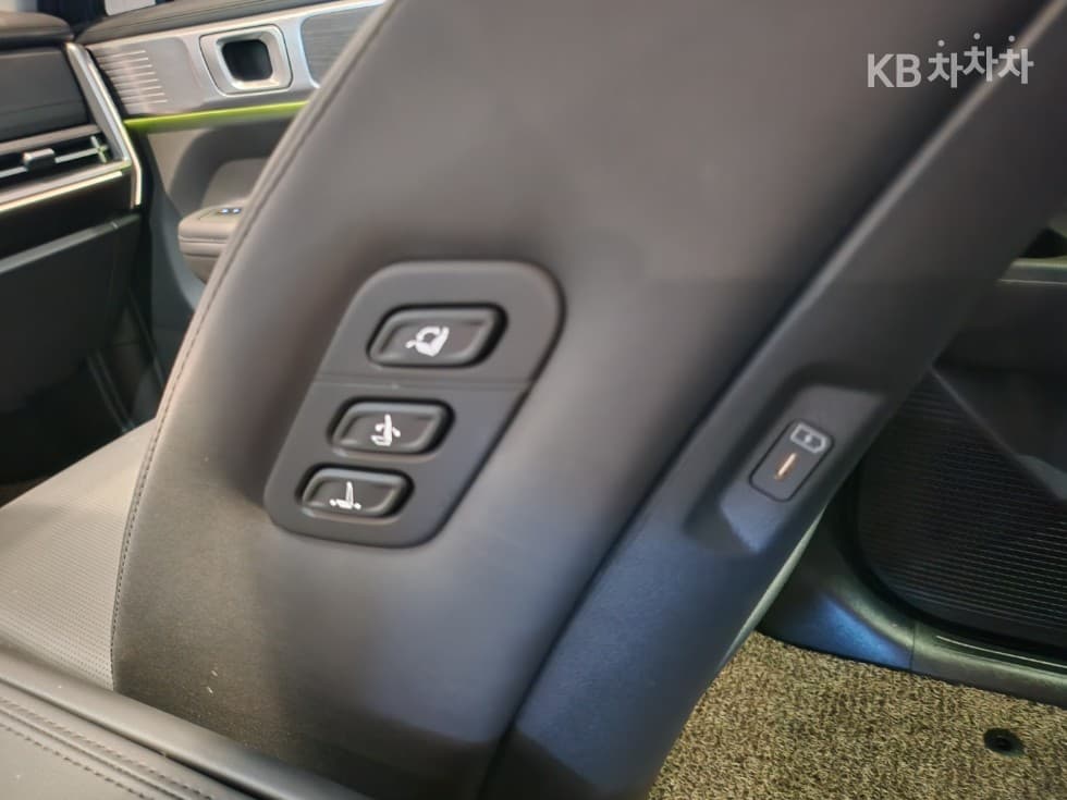 Хюндай Ди Всеново Санта Фе Хибрид MX51.6T HEV AWD Calligraphy - 27