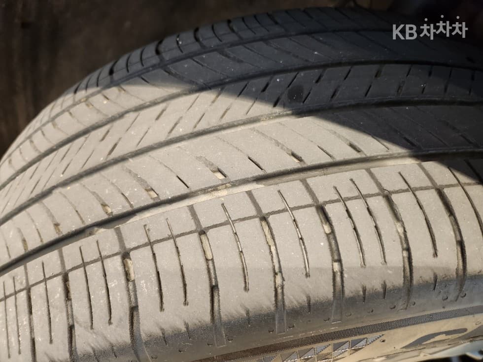 Хюндай Ди Всеново Санта Фе Хибрид MX51.6T HEV AWD Calligraphy - 31