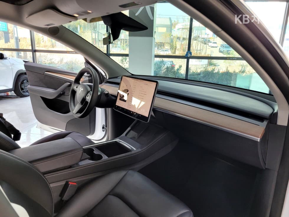 테슬라 Model YLong Range - 4