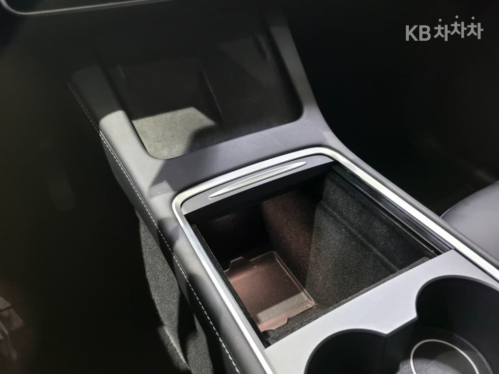 테슬라 Model YLong Range - 11