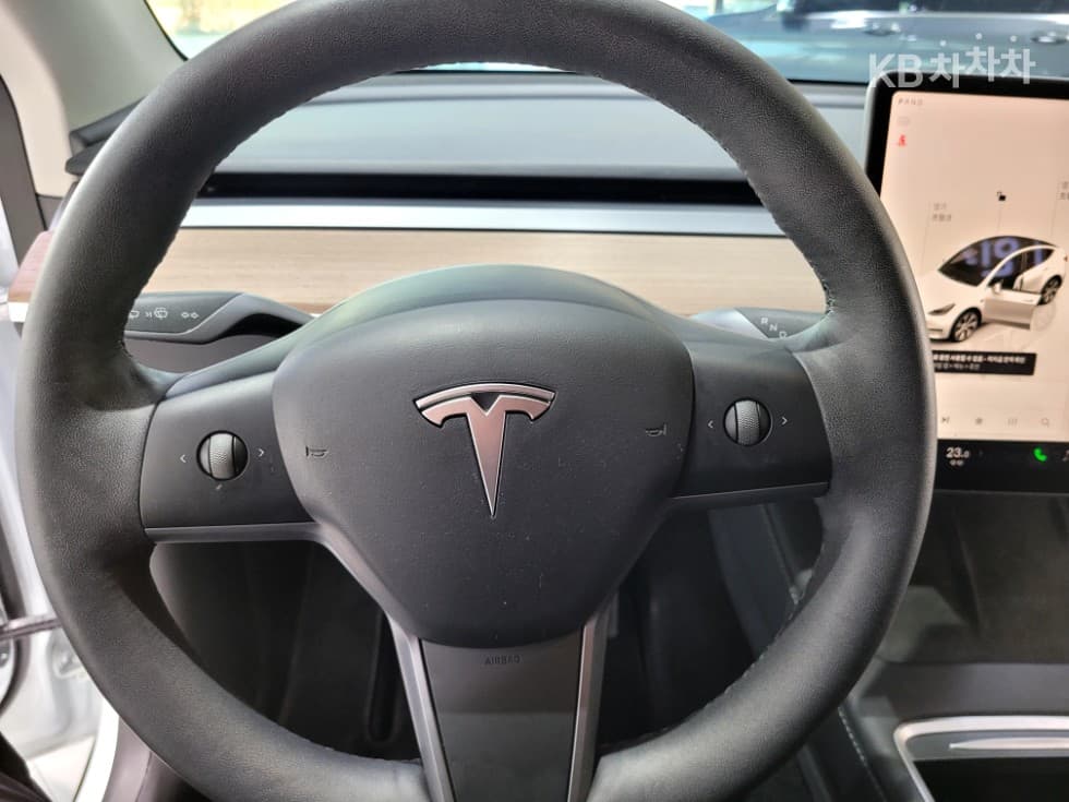 테슬라 Model YLong Range - 12