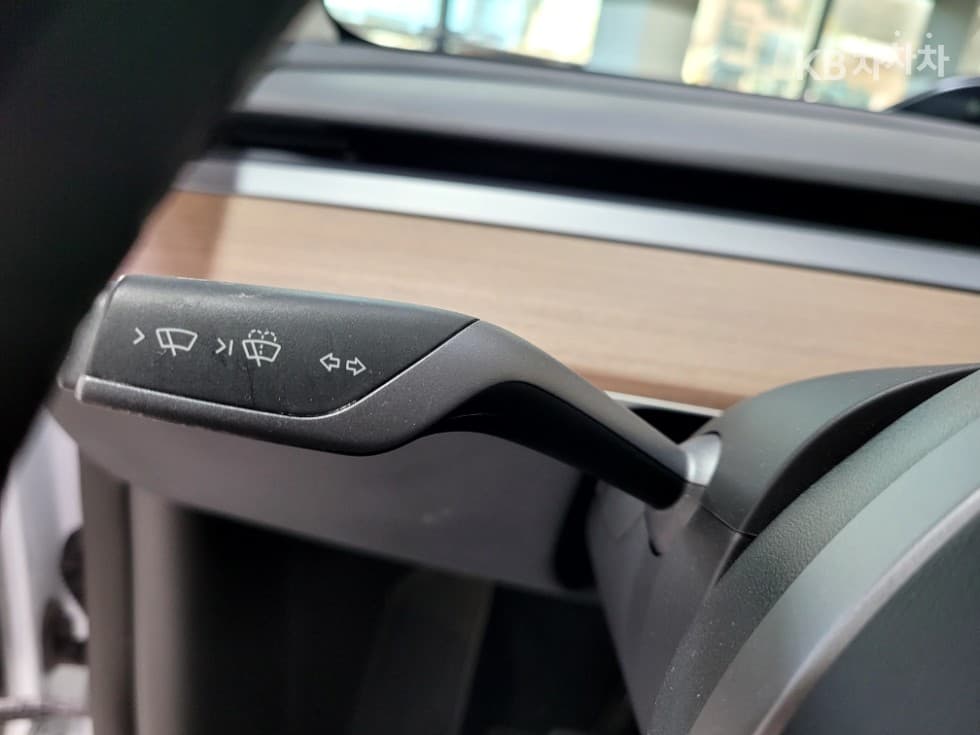 테슬라 Model YLong Range - 13