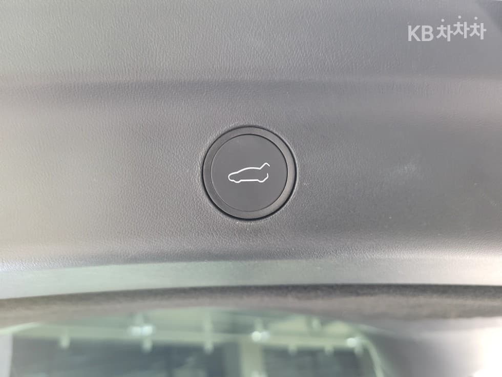 테슬라 Model YLong Range - 29