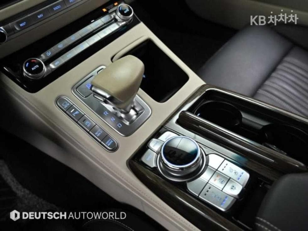 Genesis G903.8 GDi Luxury - 9