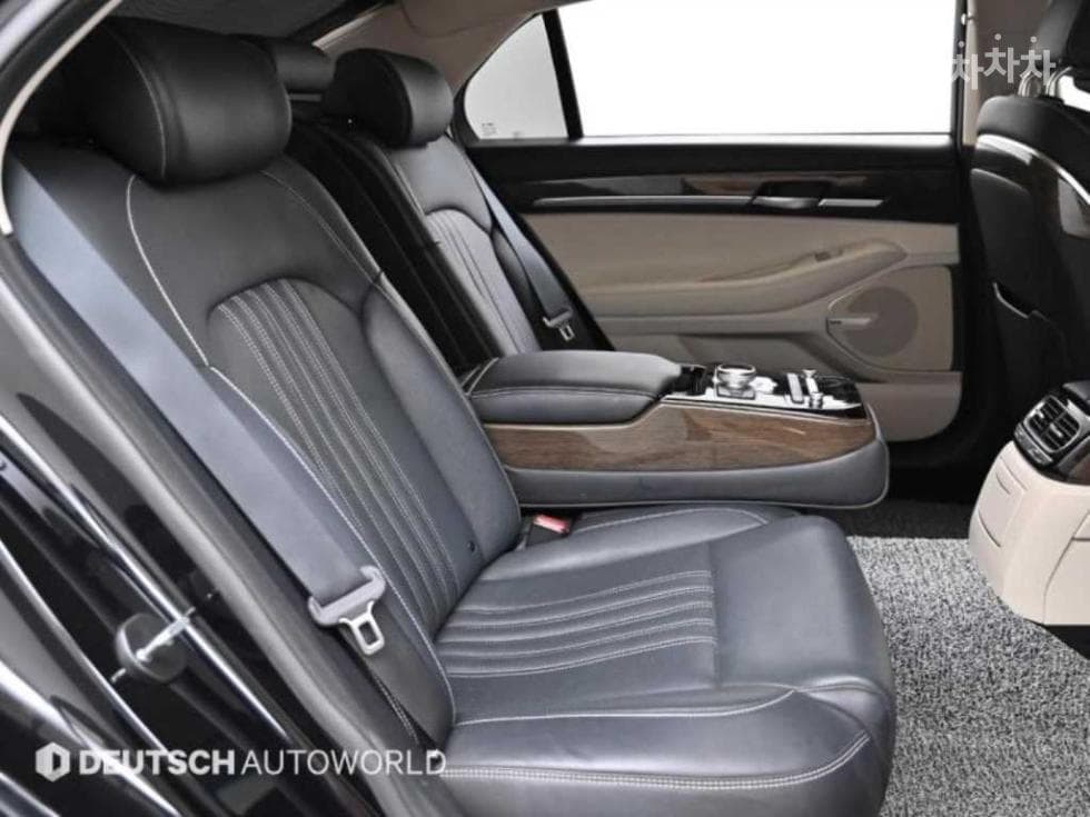 Genesis G903.8 GDi Luxury - 12