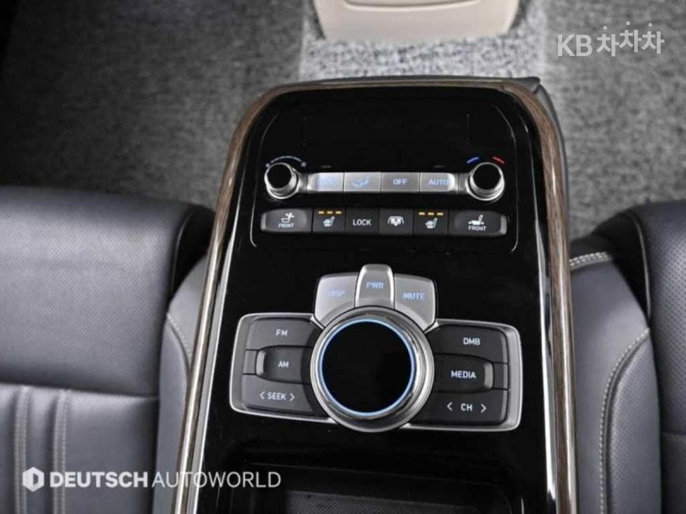 Genesis G903.8 GDi Luxury - 16