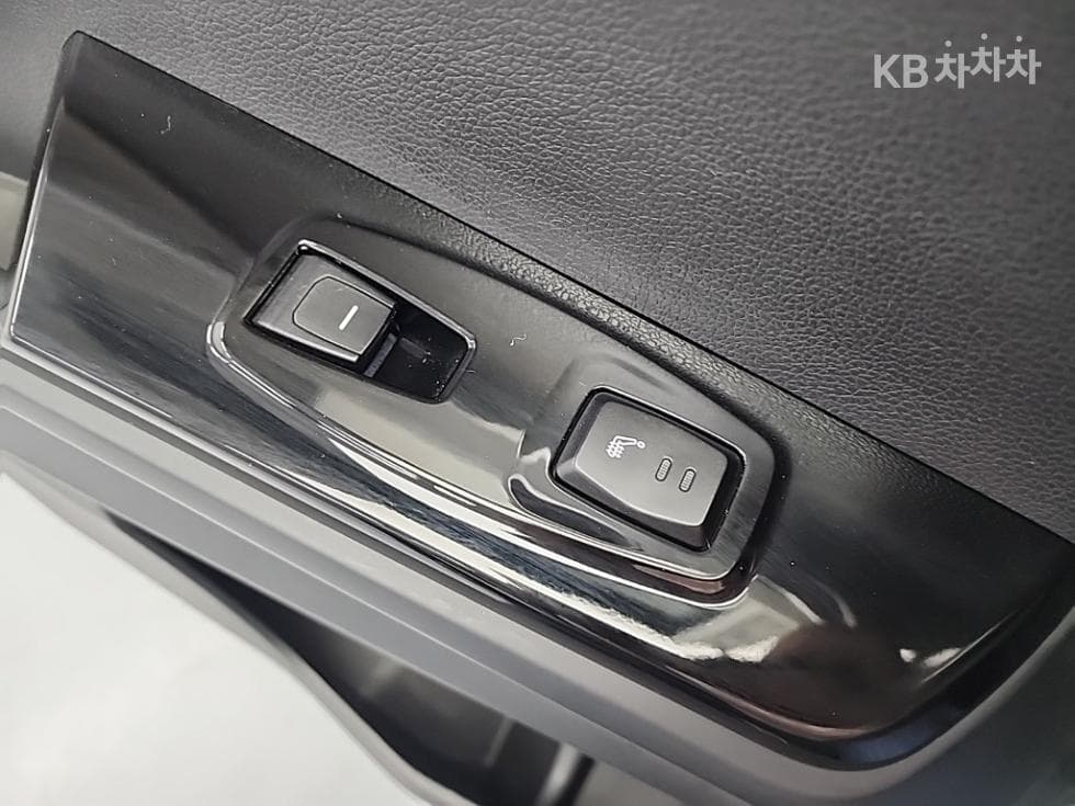 КейДжи Мобилити 토레스(J100)1.5 GDI Турбо T7 - 14