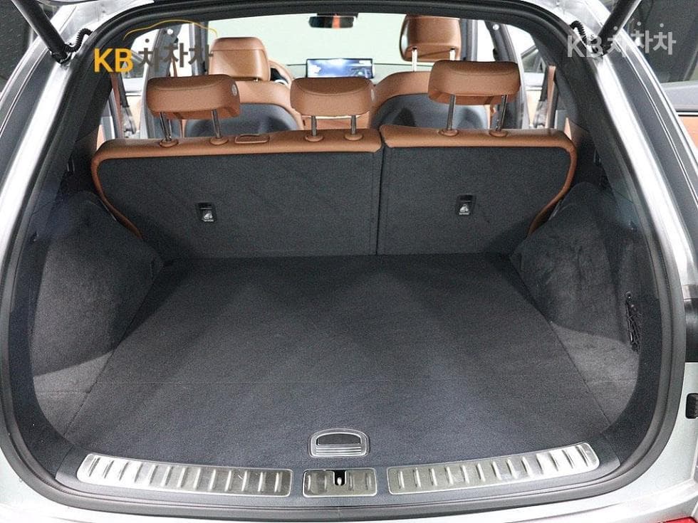 Genesis GV70Gasoline 2.5T AWD - 5