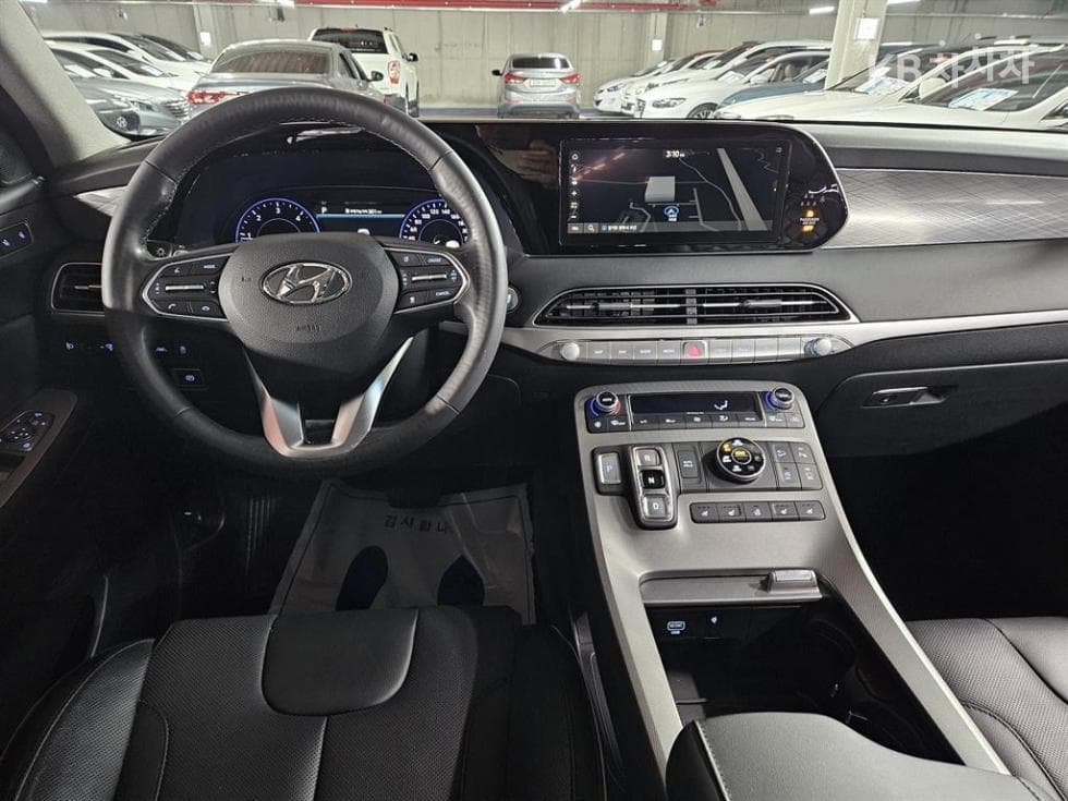 Hyundai Palisade2.2 Diesel 7-seater (Limousine) AWD Prestige - 7