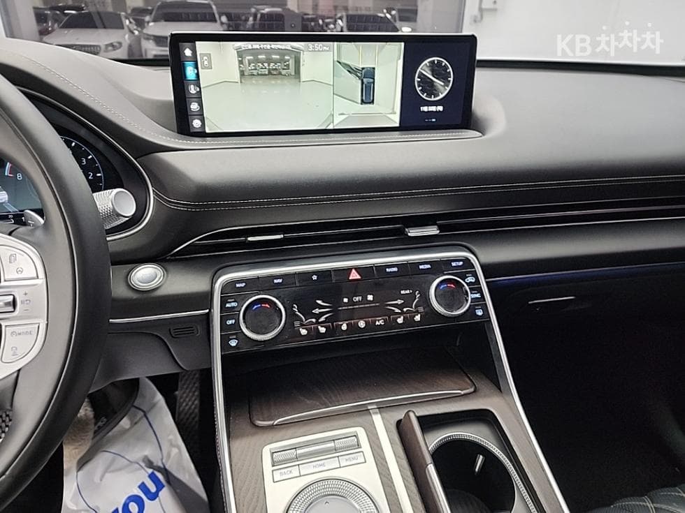 Genesis GV802.5 Turbo Gasoline AWD - 10