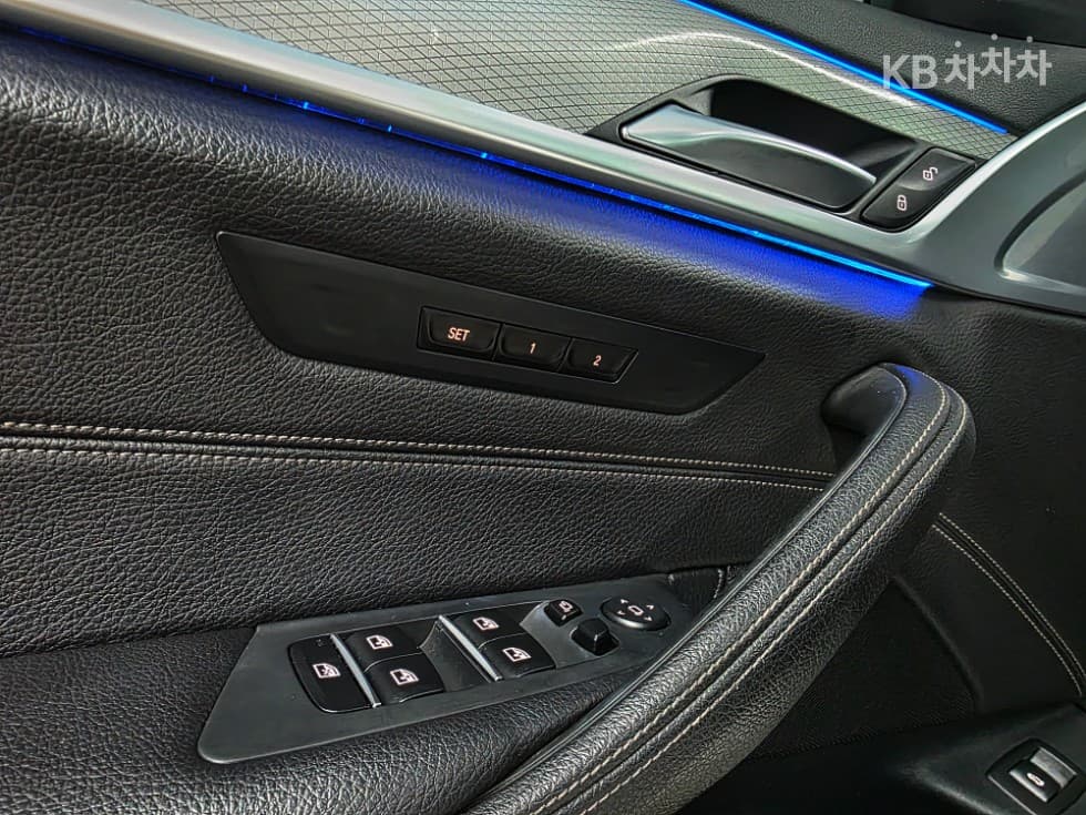 BMW 올New5 Series (G30)530i M Sport Plus - 24