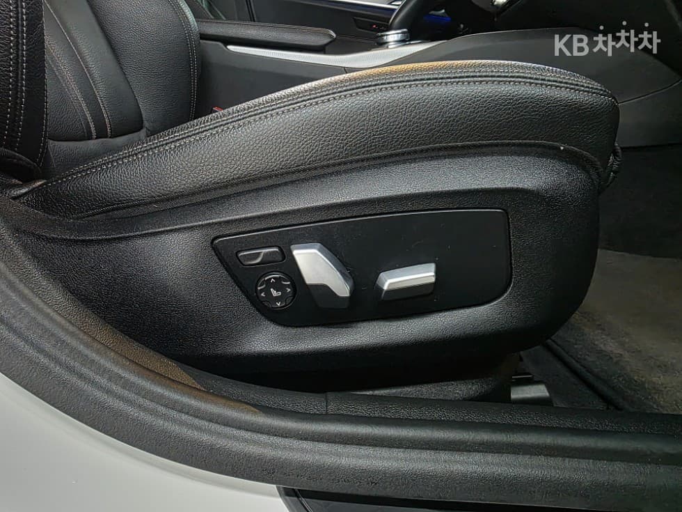 BMW 올New5 Series (G30)530i M Sport Plus - 18