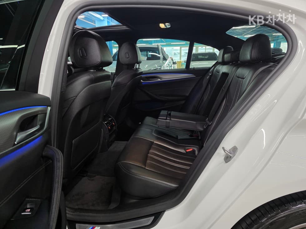 BMW 올New5 Series (G30)530i M Sport Plus - 9