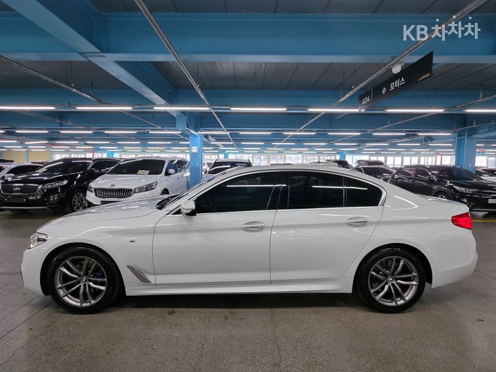 BMW 올New5 Series (G30)530i M Sport Plus - 28