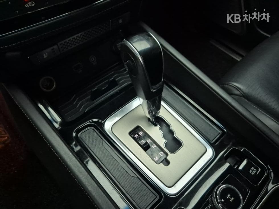 КейДжи Мобилити G4 Rexton2.2 4x4 Лукс - 8